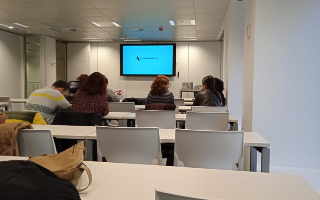 La Asociación Murialdo participa en el desayuno de entidades de la Fundación Adecco