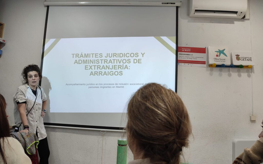 La Asociación Murialdo celebra un taller de trámites jurídicos y administrativos de extranjería