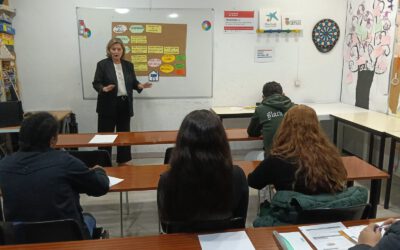 Fundación Naturgy acerca el ahorro energético a las familias de la Asociación Murialdo a través de un taller práctico